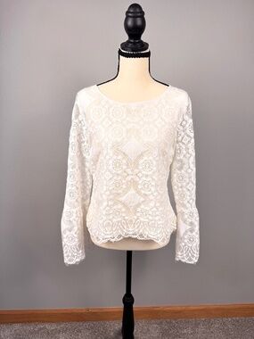 Vince Camuto White Floral Lace Long Sleeve Bell Sleeve Top Size S
